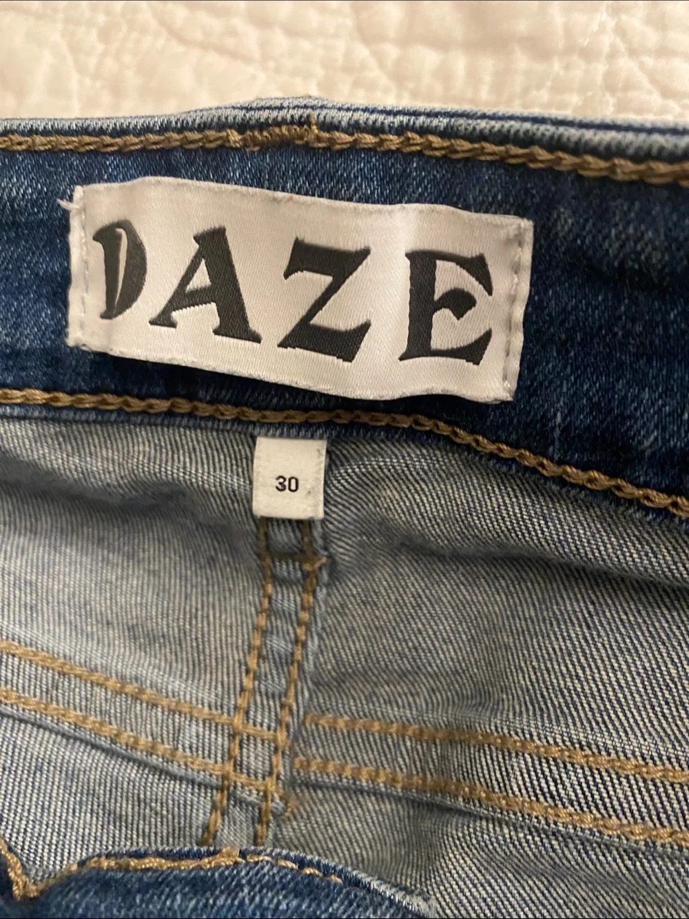 Daze Women's Skinny high rise Jeans in Medium Blue